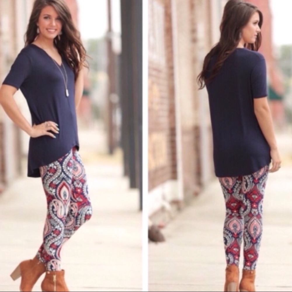 Infinity Raine Navy Hi-Low V-Neck Tunic - Picture 2 of 2